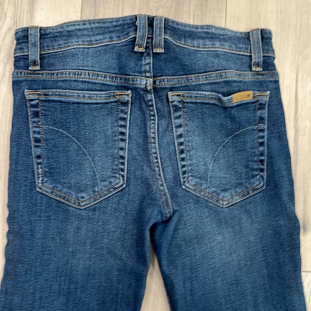 Joe’s Crop Jeans, size 26. - Picture 6 of 8